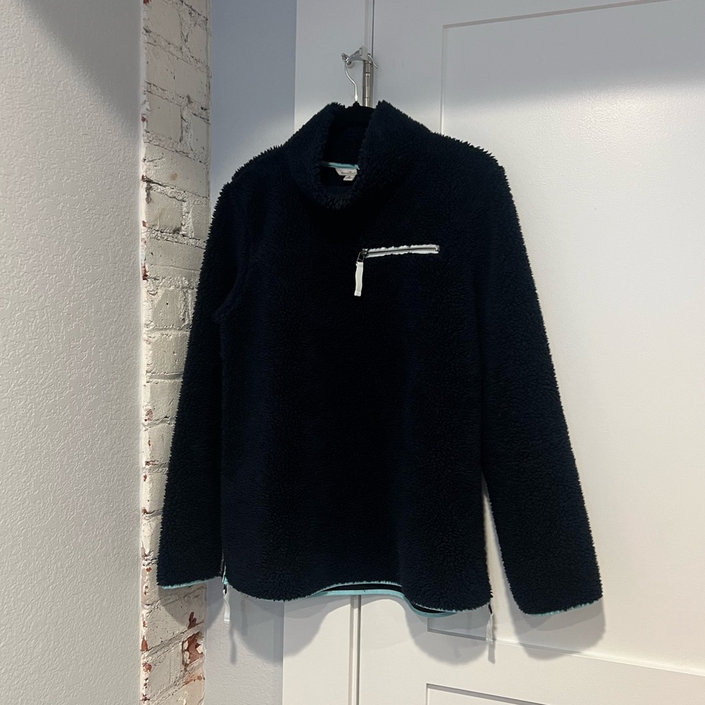 LL Bean Women's Signature Sherpa Pullover, navy blue, size M - Picture 2 of 9